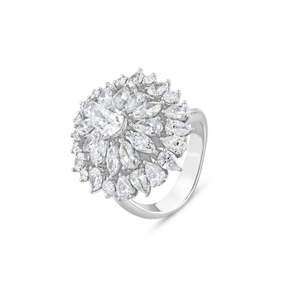 Élysée Bloom Diamond Ring